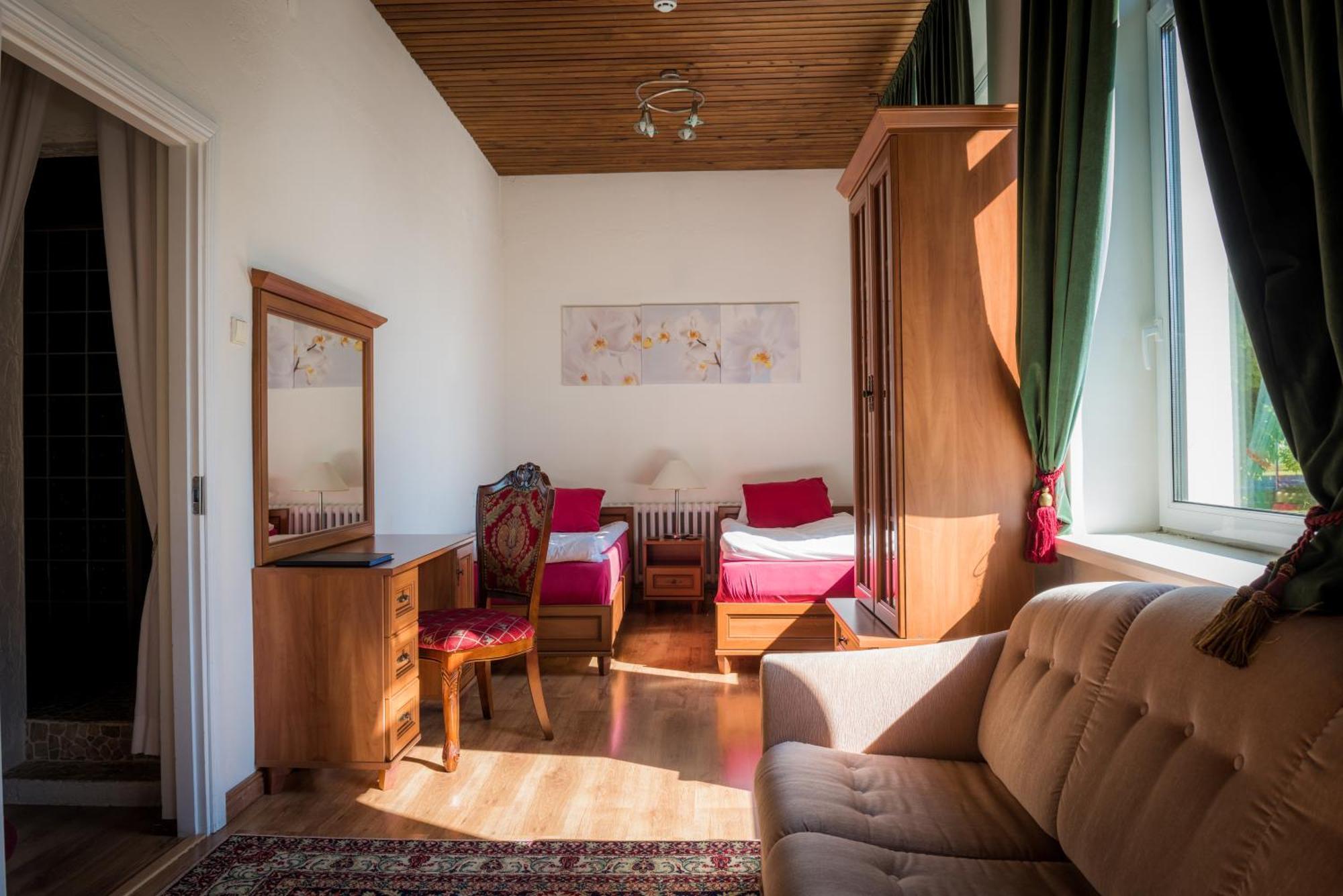 Villa Meretare Тойла Екстериор снимка