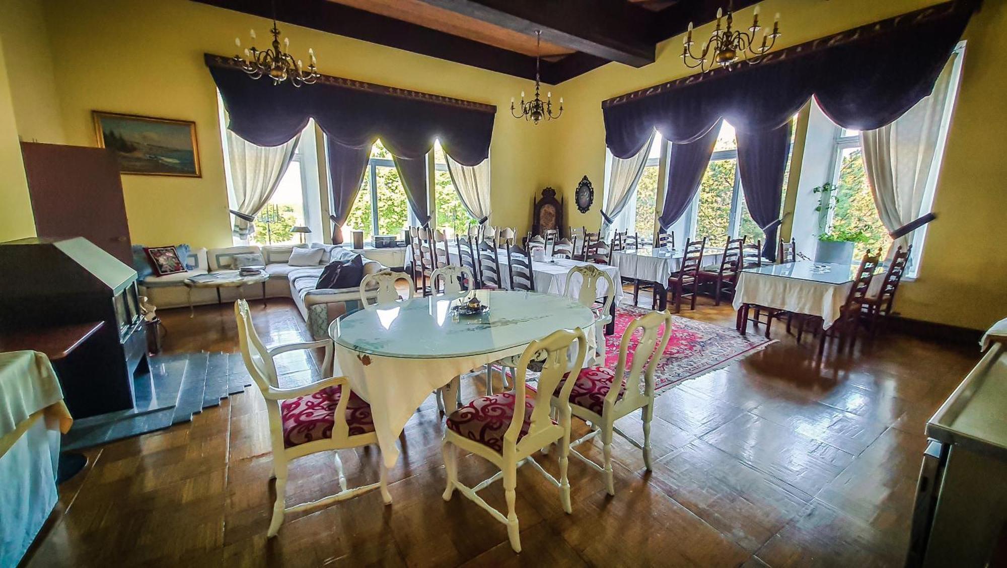 Villa Meretare Тойла Екстериор снимка